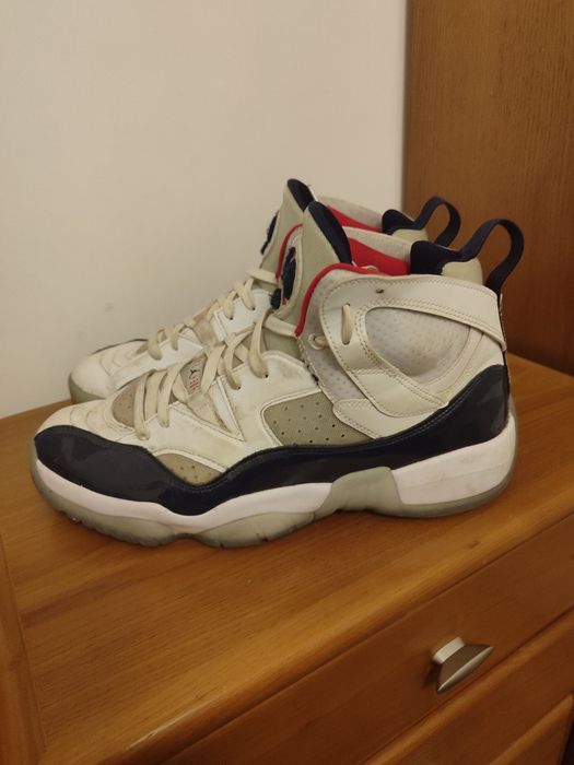 Jordan Jumpman Two Trey