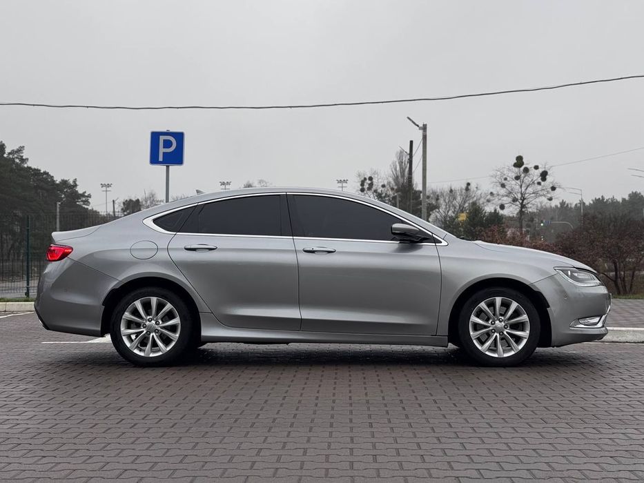 Chrysler 200 2014 року, 3,6 газ/бензин, автомат, передній привід,182т.