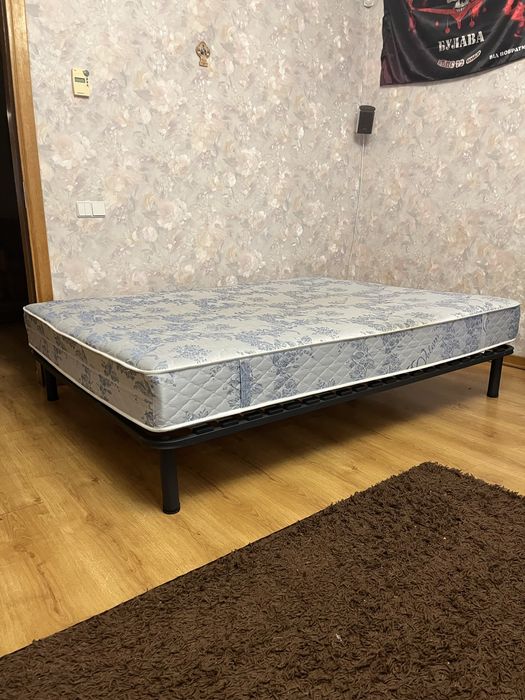 каркас із матрасом 190/140