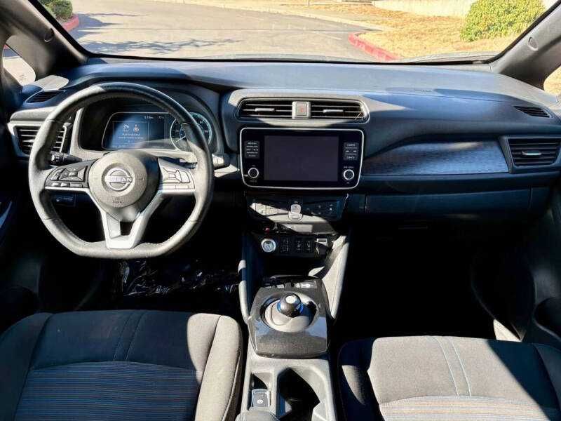 2024 Nissan LEAF SV PLUS