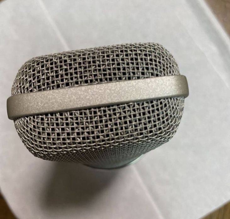 Neumann Tlm 102 Microfone