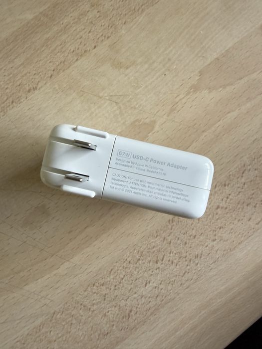 Fonte de alimentação Apple USB-C 65W