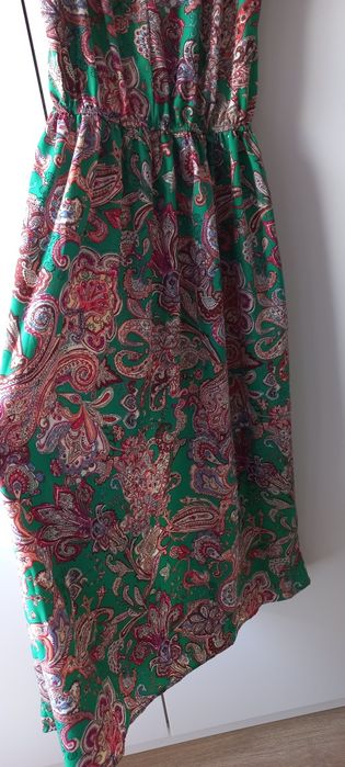 Długa zielona sukienk