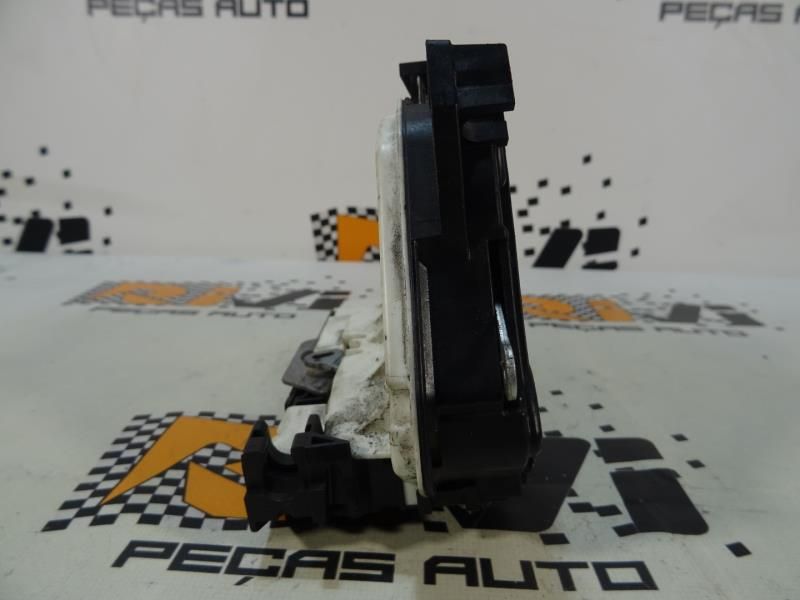Fechadura / fecho porta frente direito SEAT Ibiza IV SportCoupe (6J1,