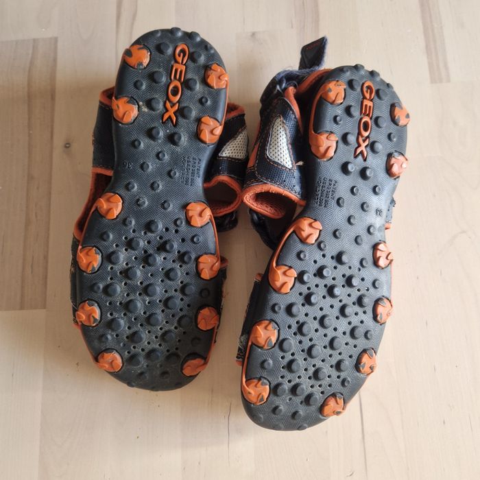 BOM ESTADO - Sandálias Geox azul e laranja n.36