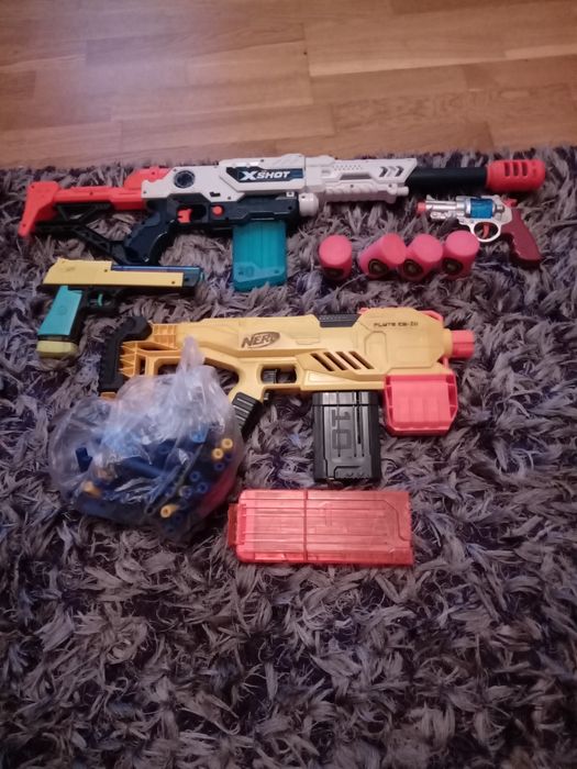 Pistolety Nerf strzałki