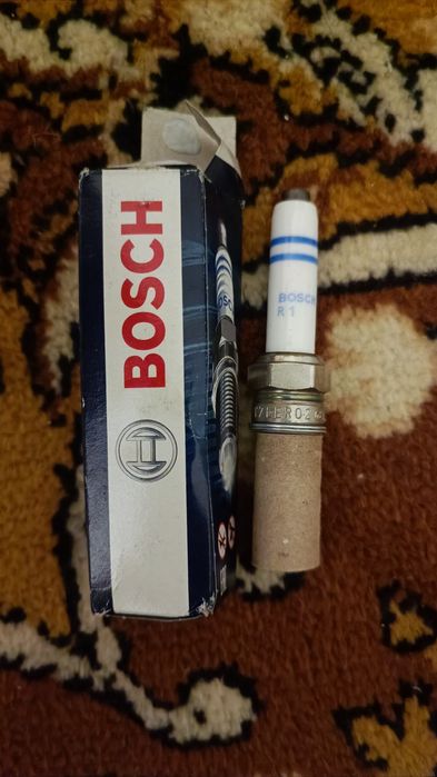 Продам нові свічки запалювання Bosch