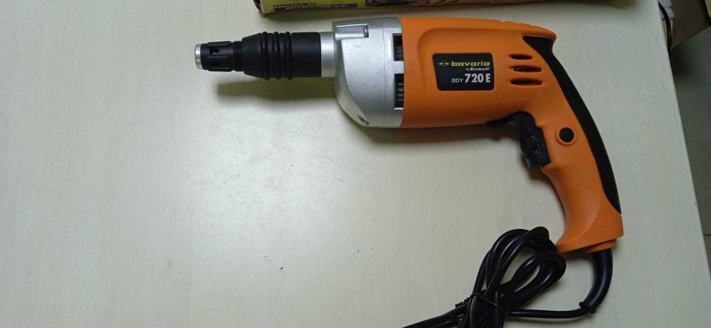 Шуруповерт Einhell BDY 720 E