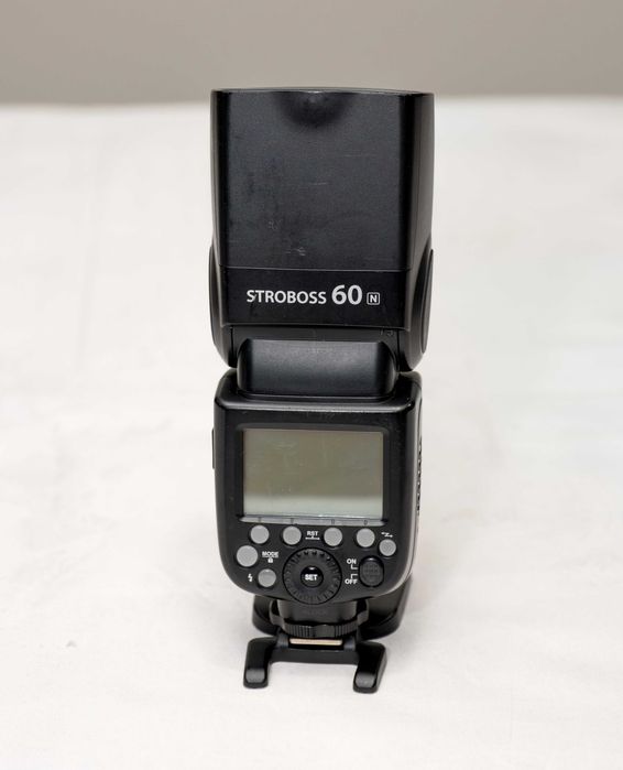 Flash quadralite STROBOSS60n (Nikon)