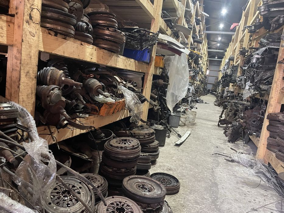 Разборка VolksWagen Transporter 4. АвтоЗапчасти транспортер Т4, Т5 б/у