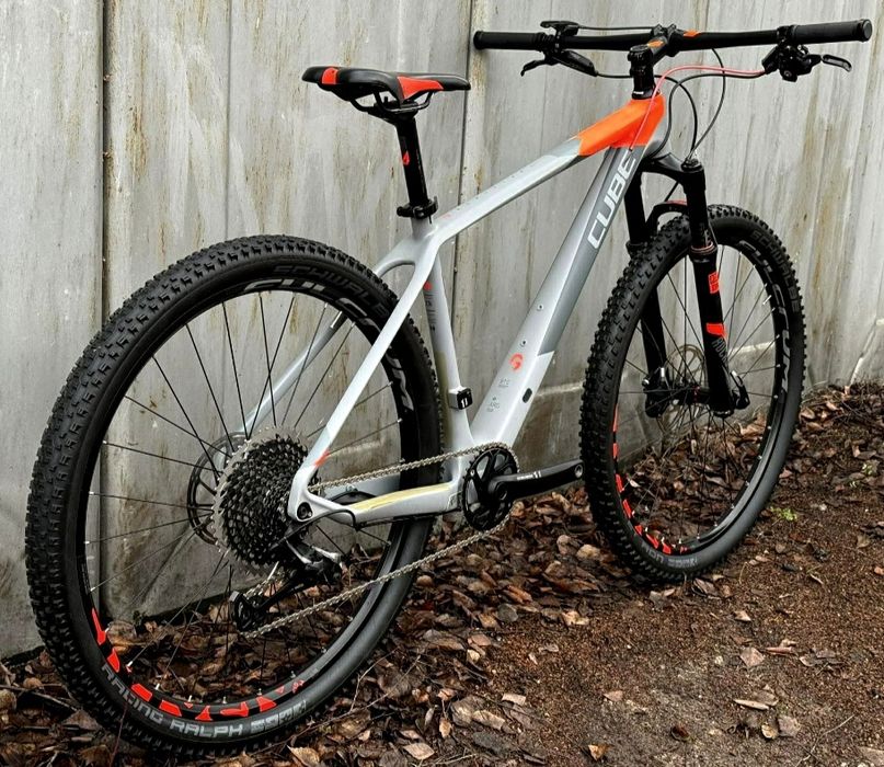 Карбоновий Cube Reaction GTC Eagle,як новий