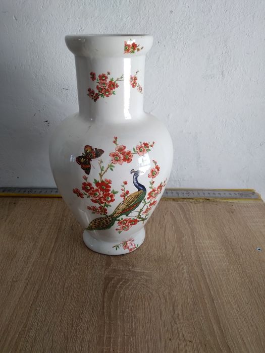 Wazon porcelanowy