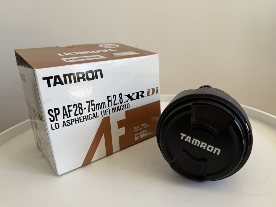 Обʼєктив Tamron 28-75mm F/2.8