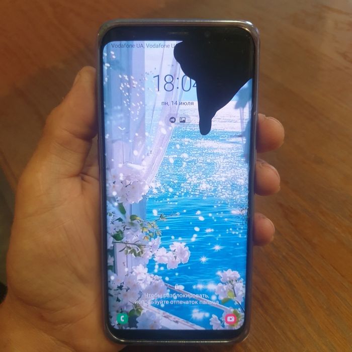 Продам телефон Samsung s9+ 6/64