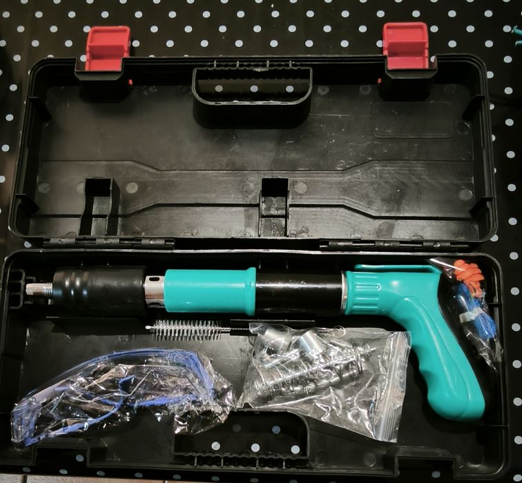 Pistola de pregos de aço,