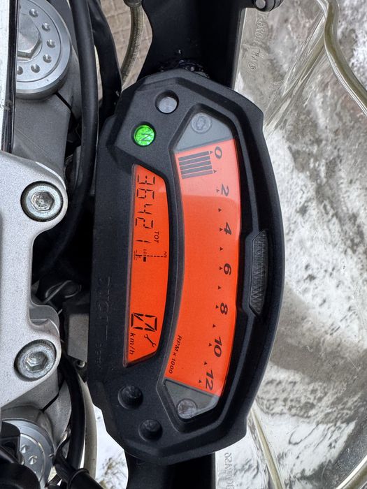 Ducati 696  przebieg 36400KM !!!