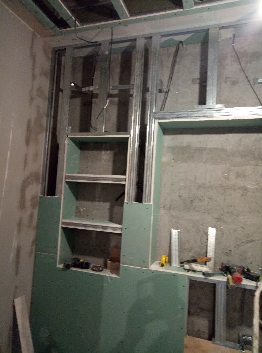 Гипсокартон .300 грн. Монтаж стен,перегородок,потолков из ГКЛ. Киев.