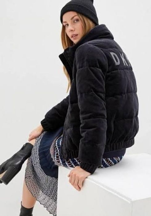 Курточка пуфер DKNY