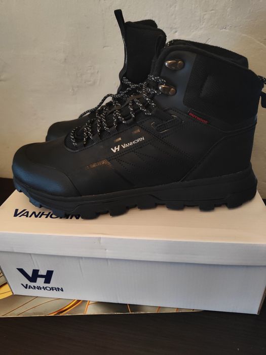 Nowe trekingi męskie rozmiar 42