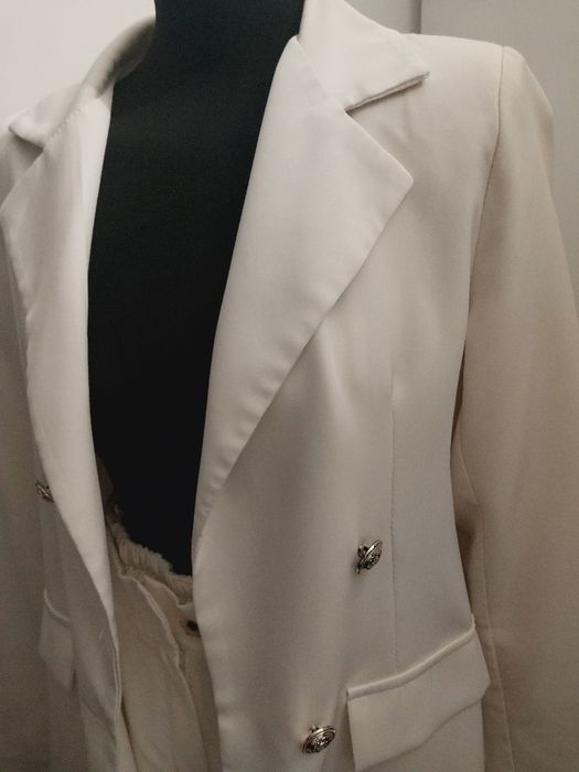 Garnitur damski biały