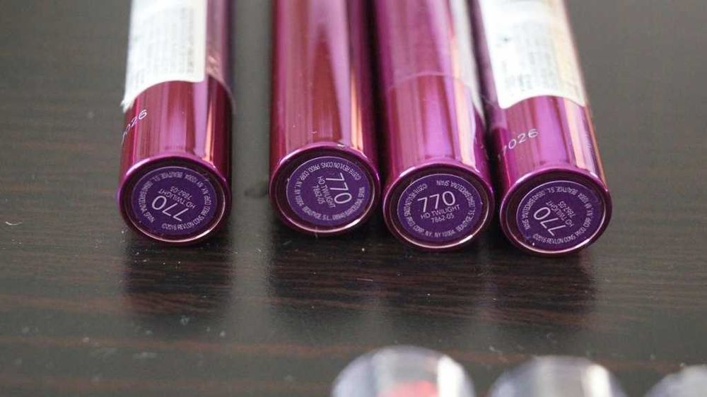 Revlon ultra hd gel pomadka w żelu 770 Twilight
