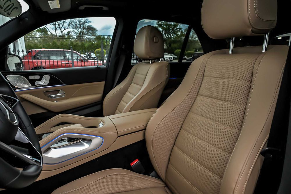 Mercedes-Benz GLE 450e 4MATIC      2025