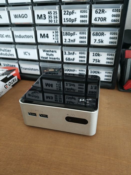 Intel Nuc i5 4250U 8GB SSD