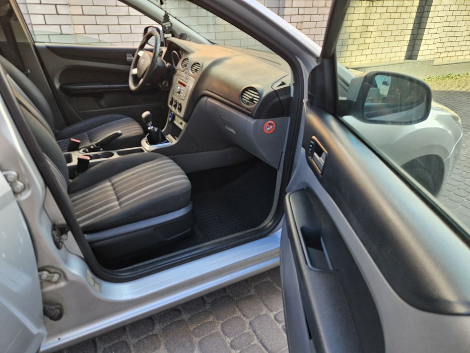 Ford Focus MK2  2008 рік 2.0 дизель для військових