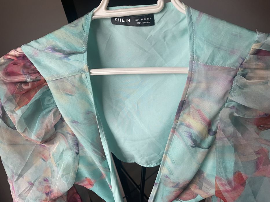 Komplet bluzka spodenki shein kombinezon