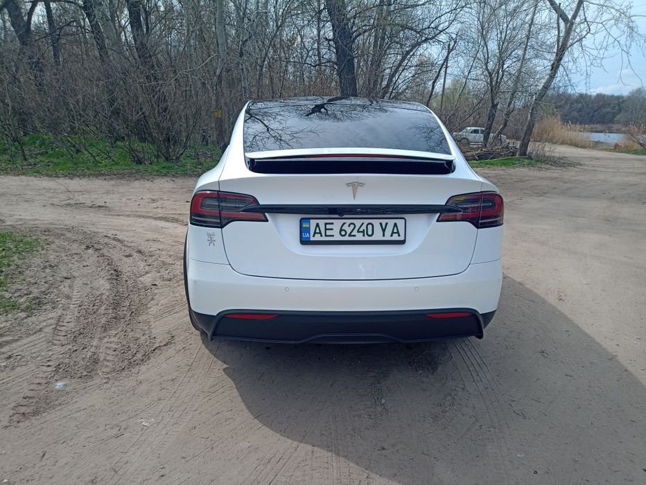 Tesla Model X Long Rage