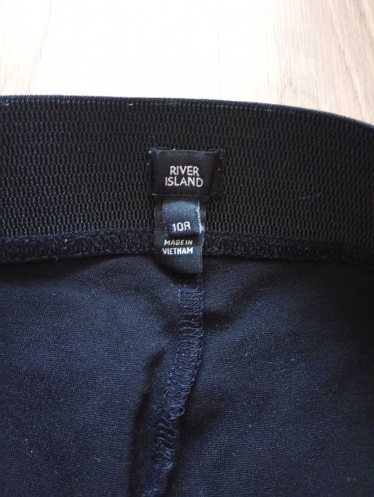 Legginsy river island