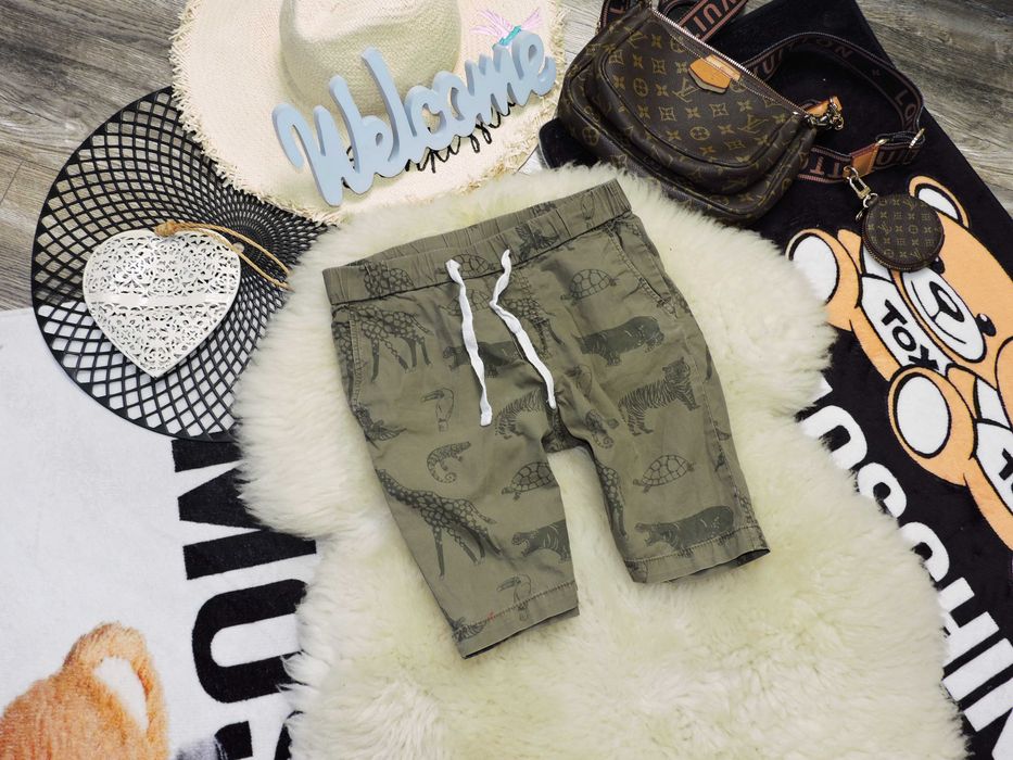H&M - szorty khaki animals zoo r 122