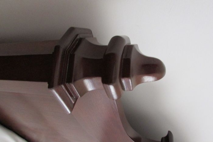 Cama clássica restaurada