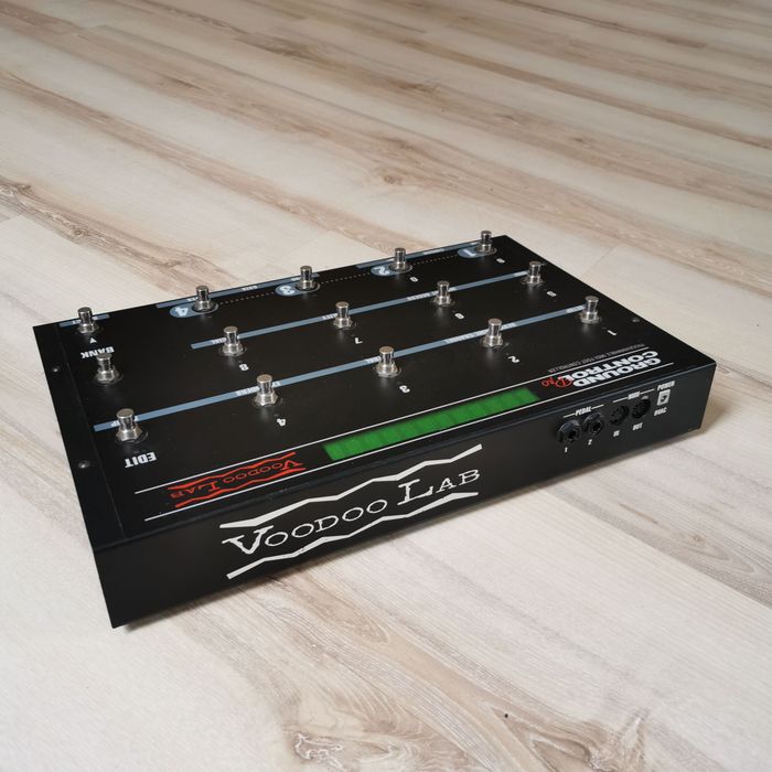 Voodoo Lab Ground Control Pro Kontroler MIDI