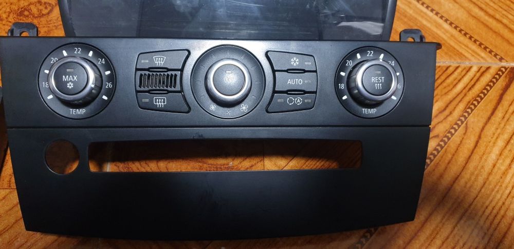Radio ccc mask climatronic Interior e60 e61 pre lci e lci tablier