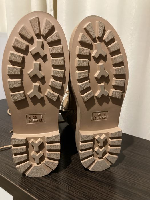 Ботінки Primark. Стан новий. 39 розмір