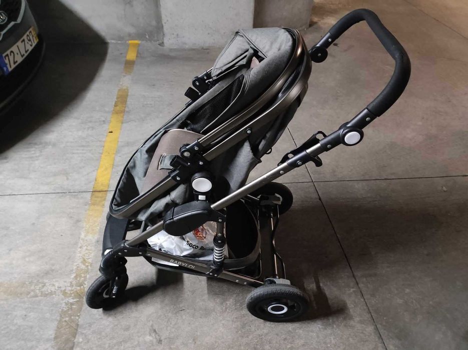 Carrinho de bébé usado Bom Estado