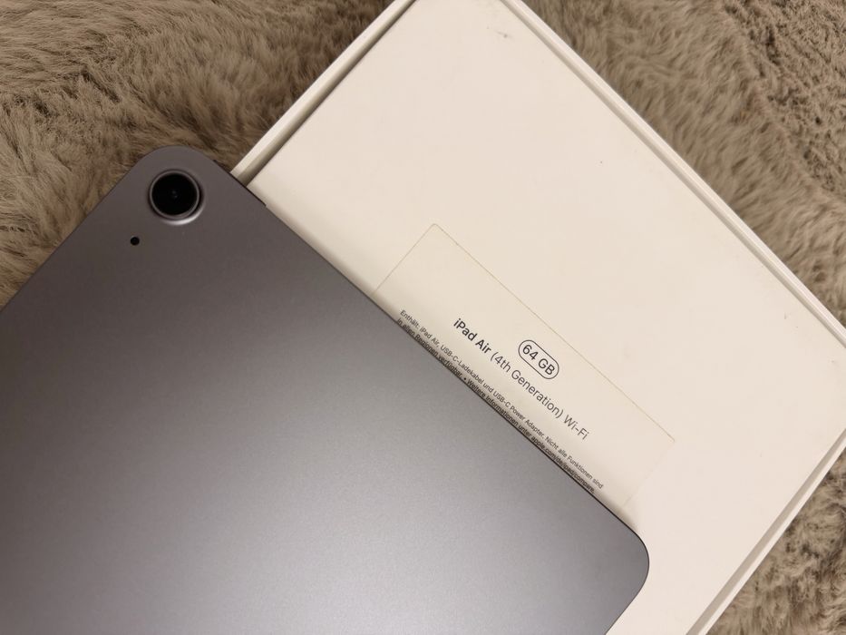 iPad Air 4Gen. 64 GB Wi-Fi. Stan idealny!