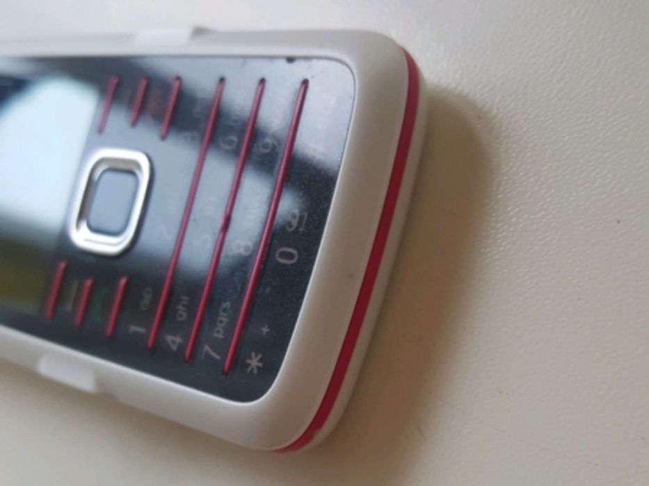 Телефон Nokia 7210с  RM-436