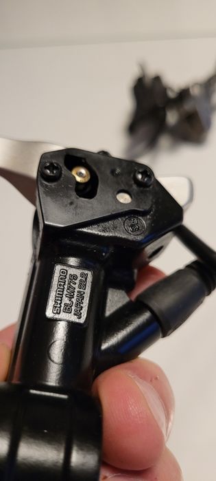 Hamule hydrauliczny SHIMANO Deore XT / Hone tył