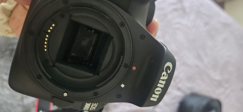 Canon 4000d como nova
