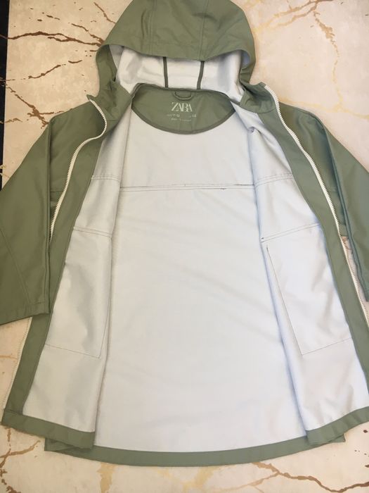 Куртка плащ Zara на 11-12 років