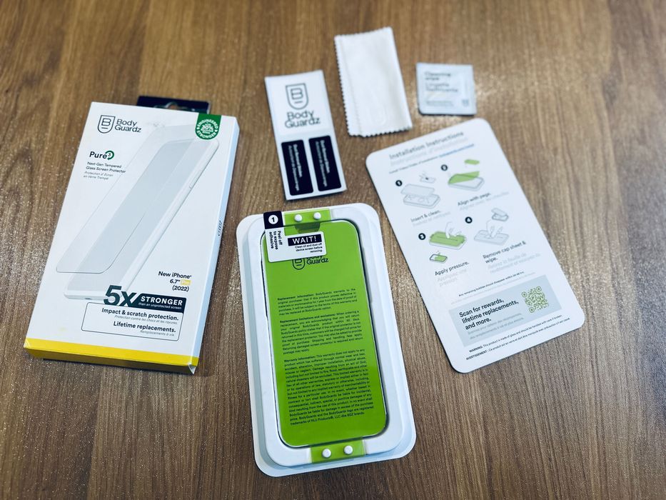 Захисне скло BodyGuardz Pure 3 для iPhone 14 / 15 Pro Max