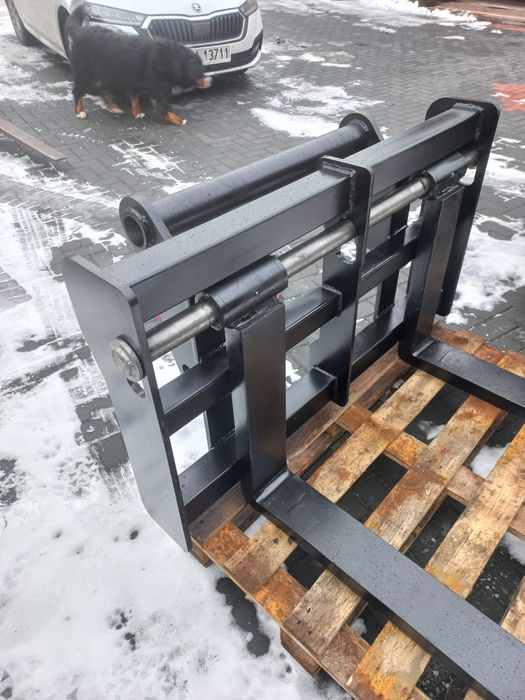 Paleciak manitou JCB Qfit Kramer  inne widły