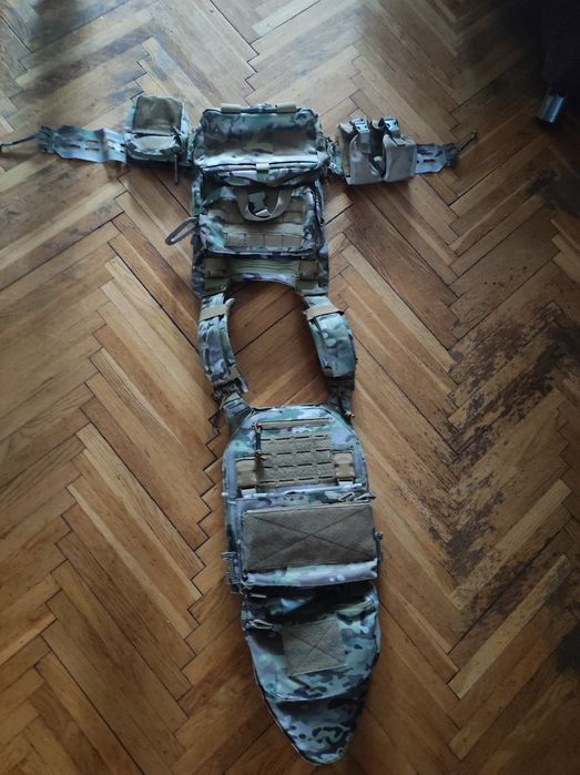 Kamizelka multicam