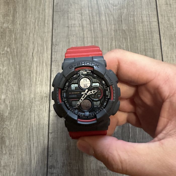 Casio g-shock Ga-140-4AER оригінал