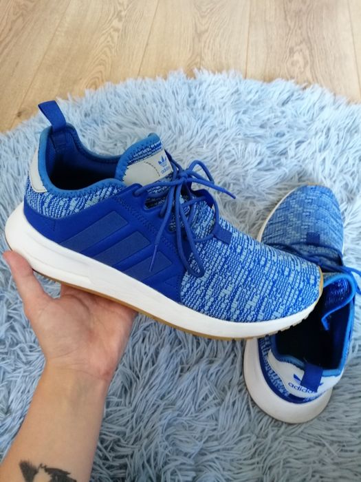 Niebieskie buty Adidas