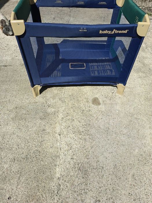 Berço e cama para crianças bebés como novo