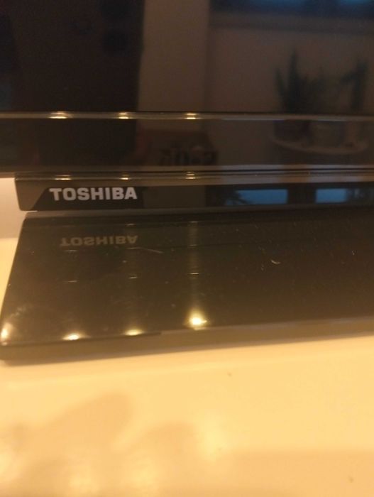 TV Toshiba com avaria