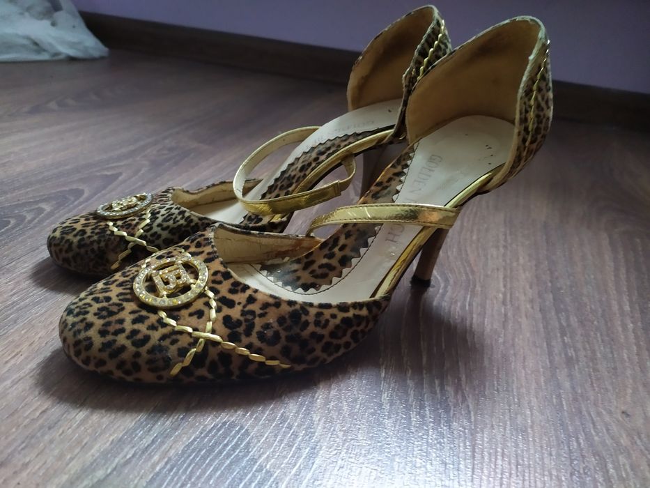 Жіночі туфлі босоніжки